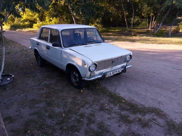 Серый ВАЗ 2101, объемом двигателя 0 л и пробегом 150 тыс. км за 12999 $, фото 2 на Automoto.ua