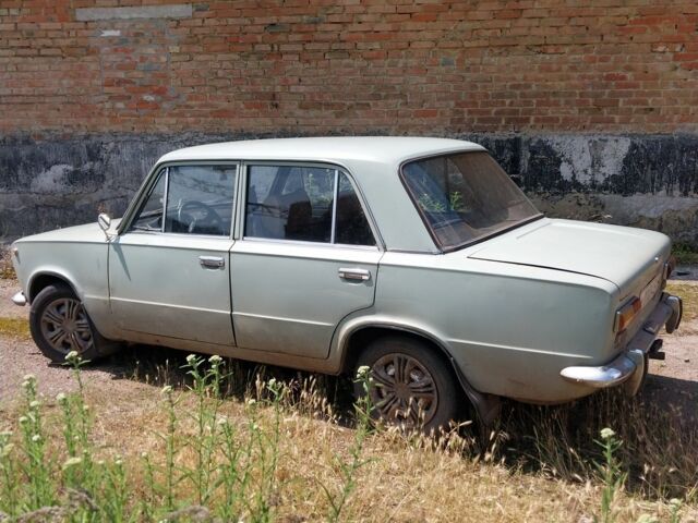 ВАЗ 2101 1980 в Бобринце на Automoto.ua Серый ВАЗ 2101, объемом двигателя 0 л и пробегом 230 тыс. км за 500 $, фото 3 на Automoto.ua