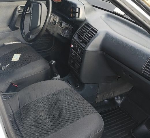 Серый ВАЗ 2101, объемом двигателя 1.6 л и пробегом 203 тыс. км за 2100 $, фото 5 на Automoto.ua