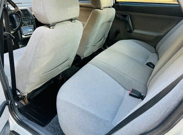 Серый ВАЗ 2101, объемом двигателя 1.6 л и пробегом 243 тыс. км за 2400 $, фото 9 на Automoto.ua