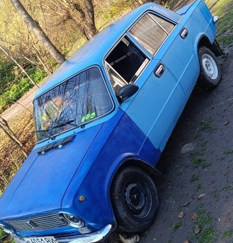 Синий ВАЗ 2101, объемом двигателя 0 л и пробегом 1000 тыс. км за 420 $, фото 2 на Automoto.ua
