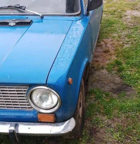 Синий ВАЗ 2101, объемом двигателя 1 л и пробегом 635 тыс. км за 550 $, фото 2 на Automoto.ua