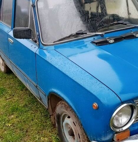 Синий ВАЗ 2101, объемом двигателя 1 л и пробегом 635 тыс. км за 550 $, фото 1 на Automoto.ua