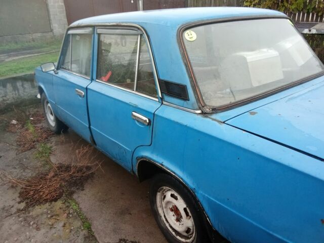 Синий ВАЗ 2101, объемом двигателя 1.3 л и пробегом 100 тыс. км за 547 $, фото 3 на Automoto.ua
