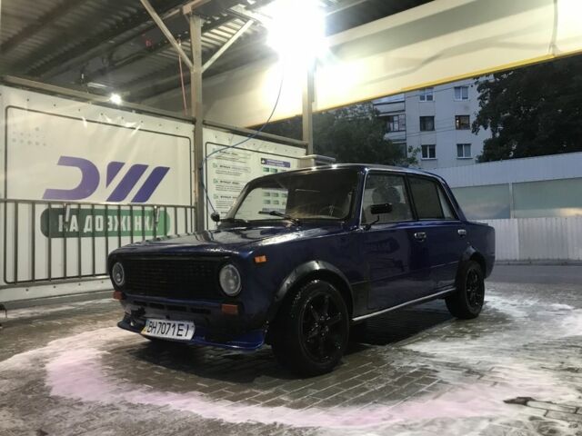 Синий ВАЗ 2101, объемом двигателя 2 л и пробегом 1000 тыс. км за 2100 $, фото 1 на Automoto.ua