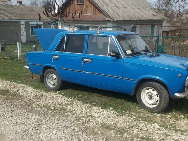 Синий ВАЗ 2101, объемом двигателя 1.2 л и пробегом 50 тыс. км за 650 $, фото 2 на Automoto.ua