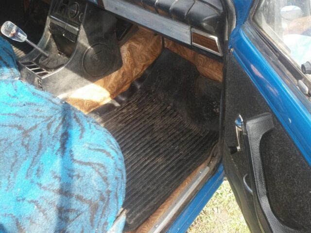 Синий ВАЗ 2101, объемом двигателя 1.2 л и пробегом 50 тыс. км за 650 $, фото 6 на Automoto.ua