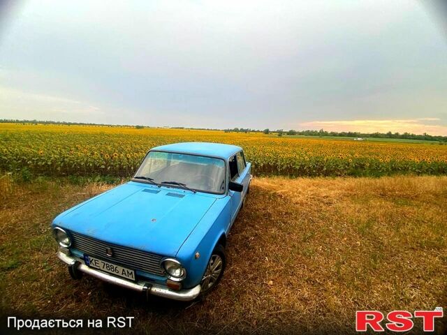 Синий ВАЗ 2101, объемом двигателя 1.2 л и пробегом 777 тыс. км за 380 $, фото 4 на Automoto.ua