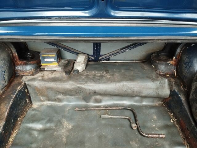 Синій ВАЗ 2101, об'ємом двигуна 0 л та пробігом 1000 тис. км за 905 $, фото 9 на Automoto.ua