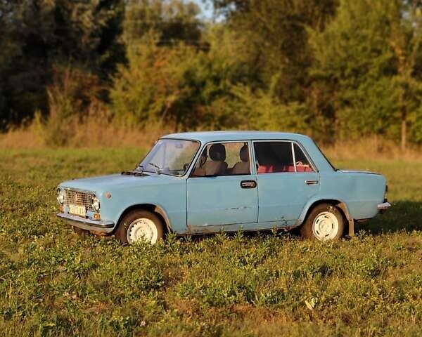 Синий ВАЗ 2101, объемом двигателя 1.6 л и пробегом 75 тыс. км за 749 $, фото 5 на Automoto.ua