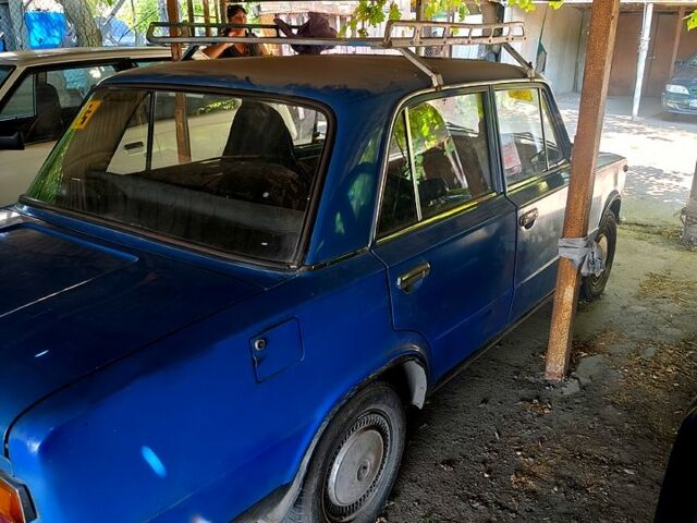 Синий ВАЗ 2101, объемом двигателя 1.2 л и пробегом 0 тыс. км за 900 $, фото 2 на Automoto.ua