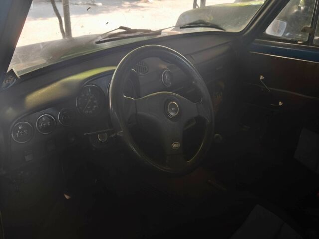 Синий ВАЗ 2101, объемом двигателя 1.2 л и пробегом 2 тыс. км за 750 $, фото 4 на Automoto.ua