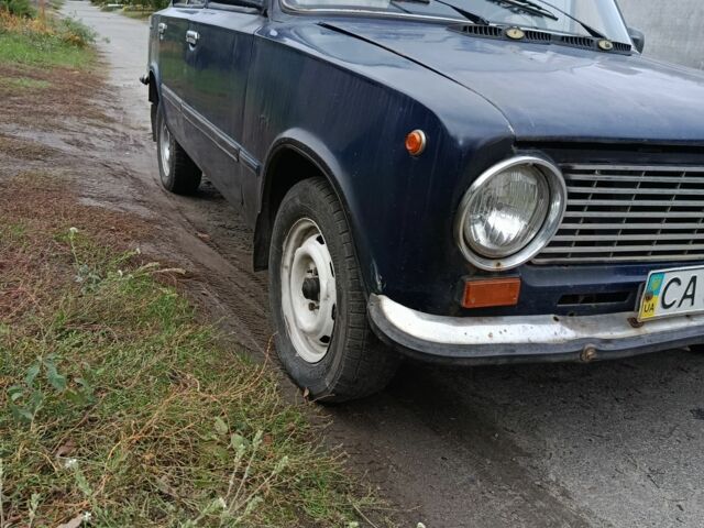ВАЗ 2101 1974 в Звенигородка на Automoto.ua Синий ВАЗ 2101, объемом двигателя 1.3 л и пробегом 1000 тыс. км за 500 $, фото 1 на Automoto.ua