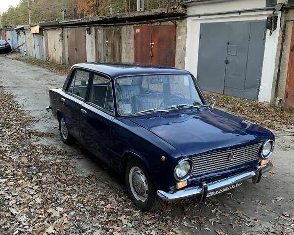 Синий ВАЗ 2101, объемом двигателя 1.2 л и пробегом 888 тыс. км за 800 $, фото 8 на Automoto.ua
