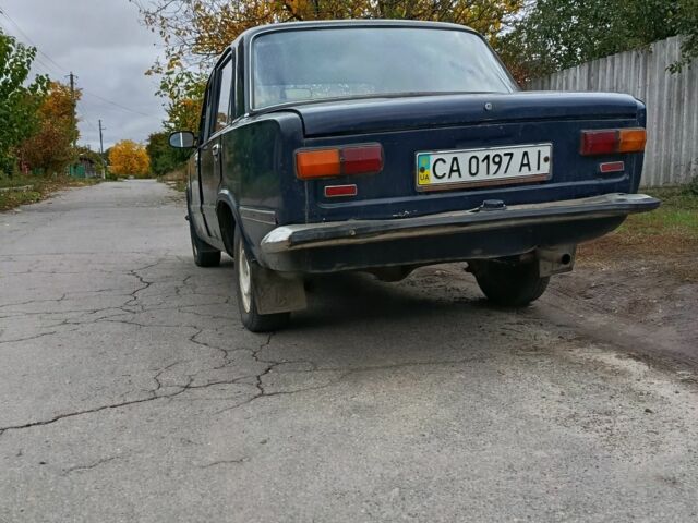 ВАЗ 2101 1974 в Звенигородка на Automoto.ua Синий ВАЗ 2101, объемом двигателя 1.3 л и пробегом 1000 тыс. км за 500 $, фото 4 на Automoto.ua