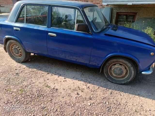 Синий ВАЗ 2101, объемом двигателя 0 л и пробегом 100 тыс. км за 22000 $, фото 3 на Automoto.ua