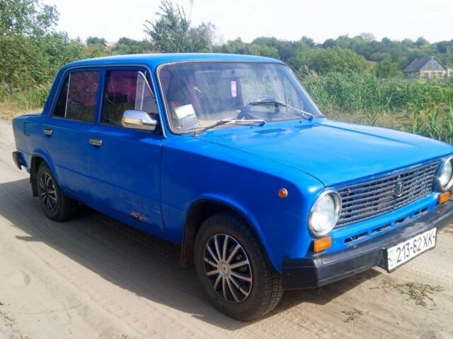 Синий ВАЗ 2101, объемом двигателя 0 л и пробегом 62 тыс. км за 724 $, фото 3 на Automoto.ua
