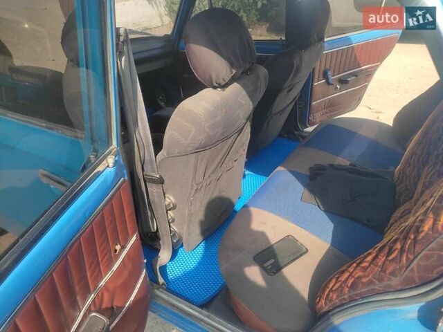 Синий ВАЗ 2101, объемом двигателя 1.5 л и пробегом 300 тыс. км за 500 $, фото 4 на Automoto.ua