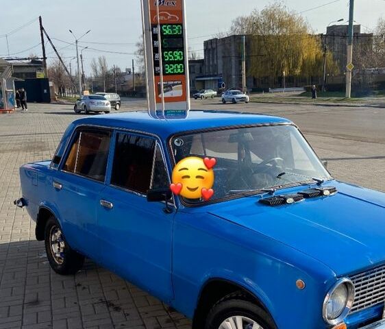 Синий ВАЗ 2101, объемом двигателя 1 л и пробегом 564 тыс. км за 707 $, фото 2 на Automoto.ua