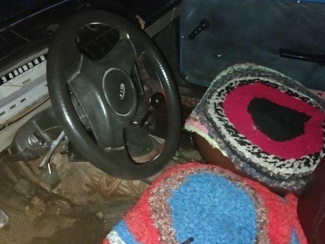 Синий ВАЗ 2101, объемом двигателя 1 л и пробегом 100 тыс. км за 348 $, фото 5 на Automoto.ua