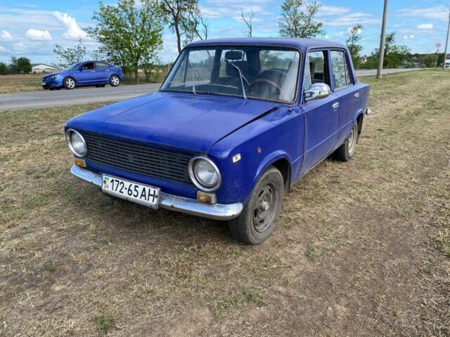 Синий ВАЗ 2101, объемом двигателя 1.3 л и пробегом 150 тыс. км за 329 $, фото 5 на Automoto.ua