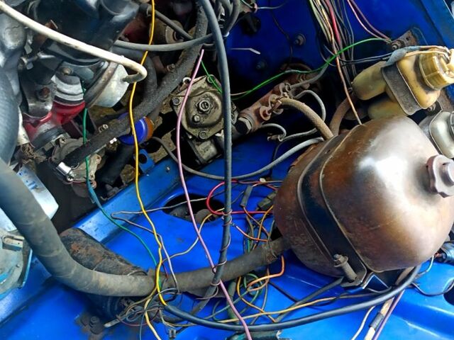 Синий ВАЗ 2101, объемом двигателя 1.5 л и пробегом 0 тыс. км за 500 $, фото 7 на Automoto.ua