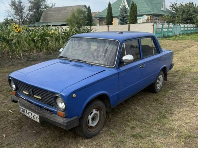 Синий ВАЗ 2101, объемом двигателя 1.3 л и пробегом 100 тыс. км за 400 $, фото 5 на Automoto.ua