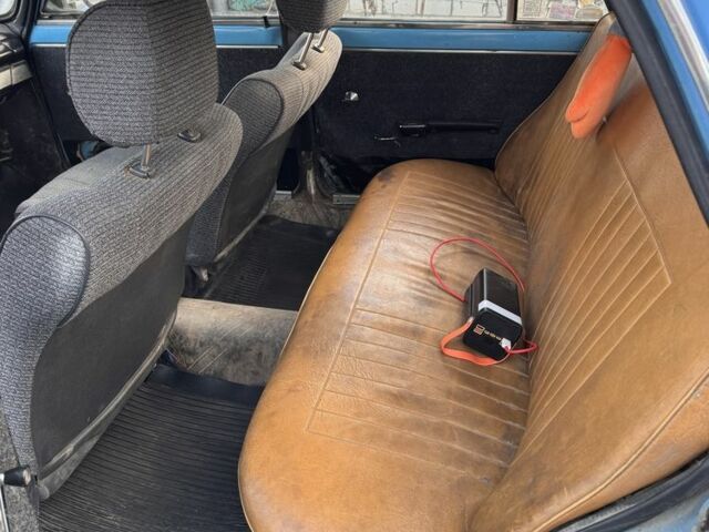 Синий ВАЗ 2101, объемом двигателя 1.5 л и пробегом 150 тыс. км за 300 $, фото 4 на Automoto.ua