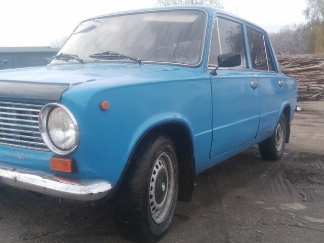 Синий ВАЗ 2101, объемом двигателя 1.2 л и пробегом 1 тыс. км за 523 $, фото 3 на Automoto.ua