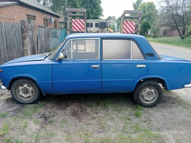 Синій ВАЗ 2101, об'ємом двигуна 1.2 л та пробігом 1000 тис. км за 250 $, фото 2 на Automoto.ua