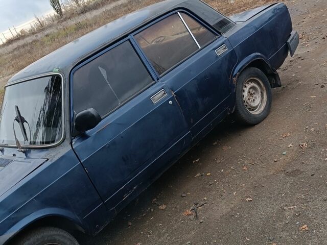ВАЗ 2101 1983 в Первомайск на Automoto.ua Синий ВАЗ 2101, объемом двигателя 1 л и пробегом 100 тыс. км за 400 $, фото 2 на Automoto.ua