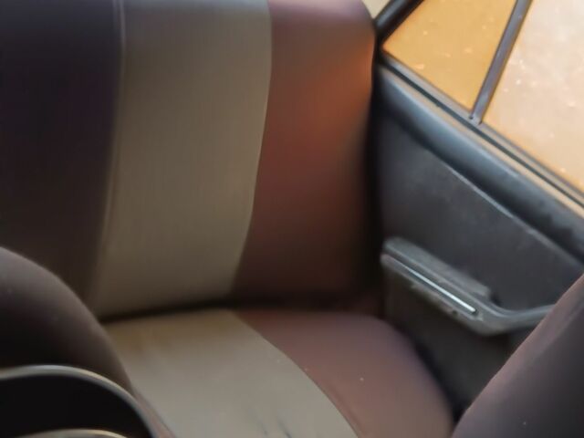 ВАЗ 2101 1983 в Первомайск на Automoto.ua Синий ВАЗ 2101, объемом двигателя 1 л и пробегом 100 тыс. км за 400 $, фото 5 на Automoto.ua