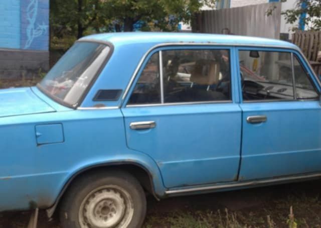 Синій ВАЗ 2101, об'ємом двигуна 1 л та пробігом 100 тис. км за 450 $, фото 2 на Automoto.ua