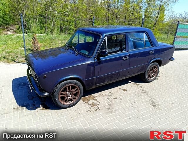 Синий ВАЗ 2101, объемом двигателя 1.2 л и пробегом 50 тыс. км за 1300 $, фото 2 на Automoto.ua