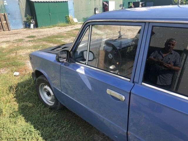 Синий ВАЗ 2101, объемом двигателя 1.2 л и пробегом 100 тыс. км за 350 $, фото 3 на Automoto.ua