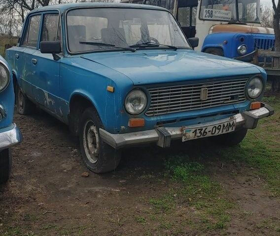 Синий ВАЗ 2101, объемом двигателя 0 л и пробегом 180 тыс. км за 157 $, фото 1 на Automoto.ua