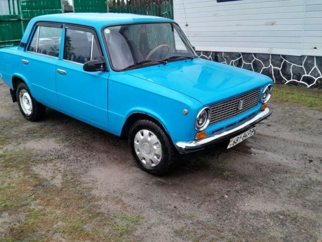 Синий ВАЗ 2101, объемом двигателя 0 л и пробегом 100 тыс. км за 800 $, фото 4 на Automoto.ua