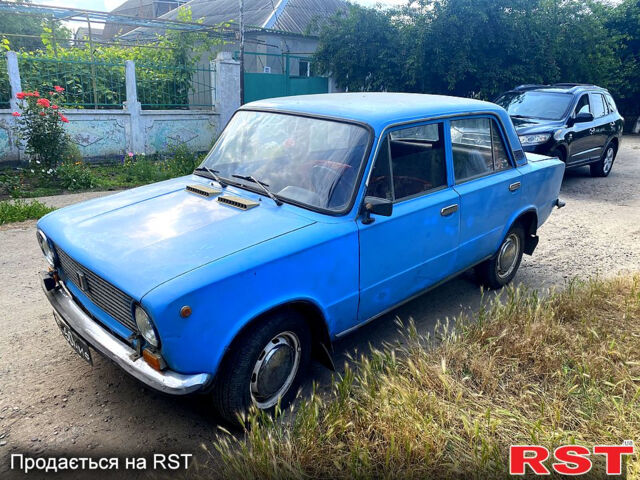Синий ВАЗ 2101, объемом двигателя 1.3 л и пробегом 142 тыс. км за 700 $, фото 2 на Automoto.ua
