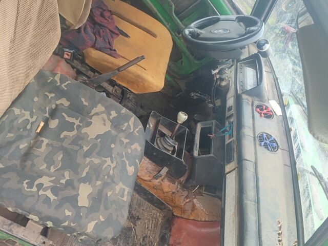 Зеленый ВАЗ 2101, объемом двигателя 1 л и пробегом 860 тыс. км за 300 $, фото 5 на Automoto.ua