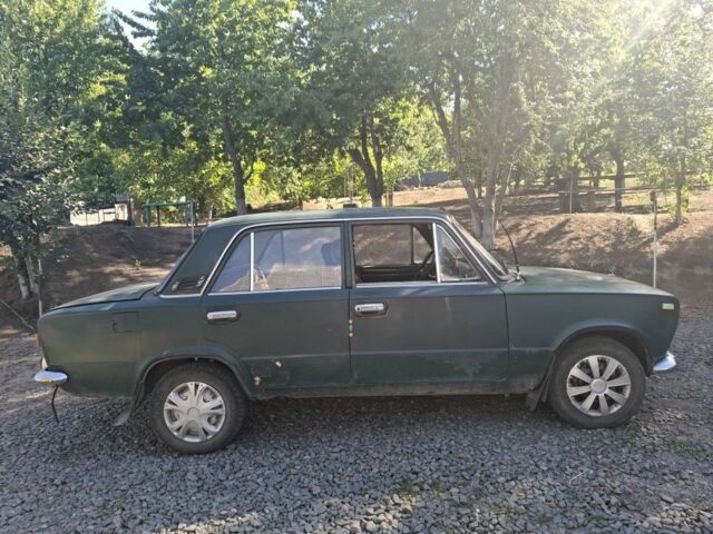 Зелений ВАЗ 2101, об'ємом двигуна 0 л та пробігом 300 тис. км за 12000 $, фото 4 на Automoto.ua