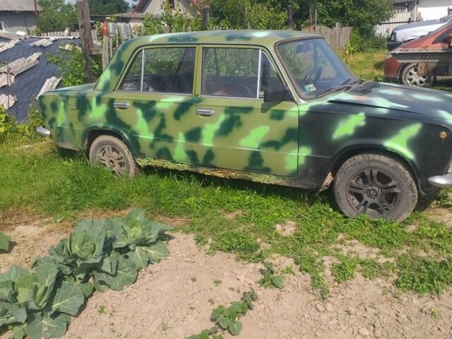 Зеленый ВАЗ 2101, объемом двигателя 1 л и пробегом 70 тыс. км за 11500 $, фото 5 на Automoto.ua