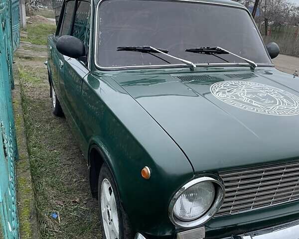 Зелений ВАЗ 2101, об'ємом двигуна 1.2 л та пробігом 193 тис. км за 700 $, фото 2 на Automoto.ua