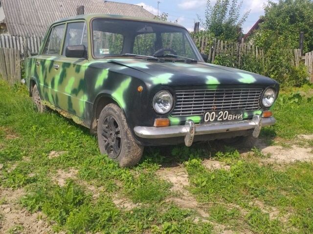 Зеленый ВАЗ 2101, объемом двигателя 1 л и пробегом 70 тыс. км за 11500 $, фото 3 на Automoto.ua