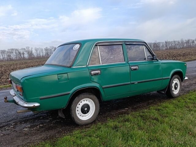 Зеленый ВАЗ 2101, объемом двигателя 1.2 л и пробегом 200 тыс. км за 700 $, фото 1 на Automoto.ua