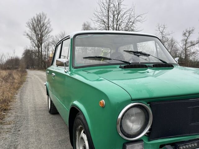 Зеленый ВАЗ 2101, объемом двигателя 1.2 л и пробегом 80 тыс. км за 1250 $, фото 6 на Automoto.ua