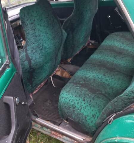 Зеленый ВАЗ 2101, объемом двигателя 0 л и пробегом 300 тыс. км за 800 $, фото 10 на Automoto.ua