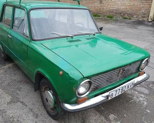 Зеленый ВАЗ 2101, объемом двигателя 0 л и пробегом 100 тыс. км за 900 $, фото 3 на Automoto.ua