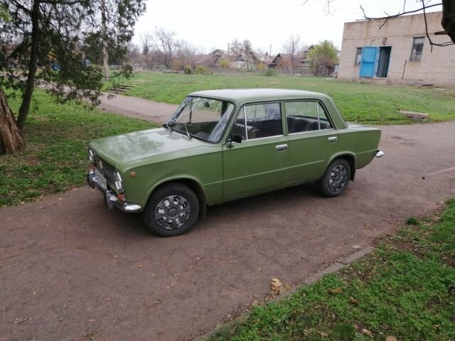 Зеленый ВАЗ 2101, объемом двигателя 1.2 л и пробегом 136 тыс. км за 596 $, фото 14 на Automoto.ua