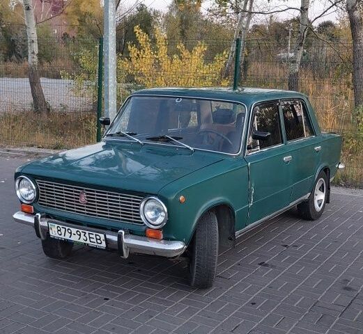 Зелений ВАЗ 2101, об'ємом двигуна 0 л та пробігом 750 тис. км за 667 $, фото 3 на Automoto.ua