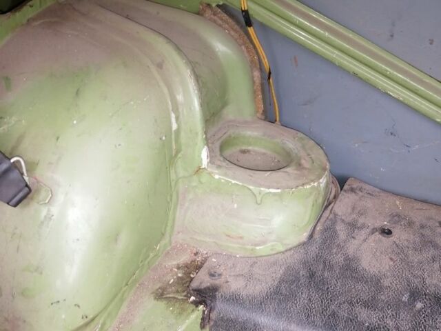 Зеленый ВАЗ 2101, объемом двигателя 1.2 л и пробегом 136 тыс. км за 596 $, фото 10 на Automoto.ua